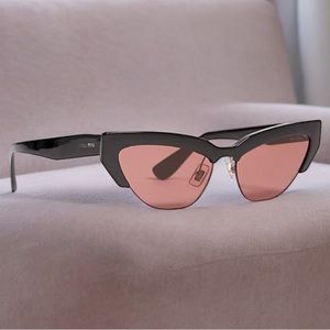 MIU MIU
Miu Miu MU 04US 1AB0A0 Cat Eye Sunglasses